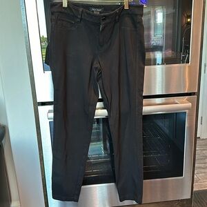 White House Black Market Black Ponte Pants, Small Regular